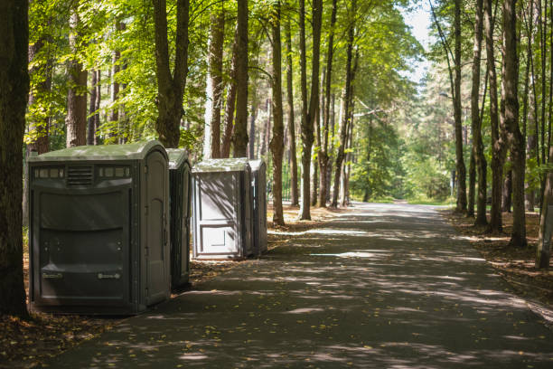 Best Portable restroom trailer rental  in West Liberty, KY